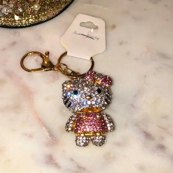 ✨NWT✨ Hello Kitty Crystals Bow Gold Metal Keychain Purse Clip - Picture 5 of 7